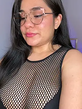 nicole steele online show from 8, 7, 2026