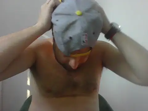 Snapshot of blondi4 chatting on 17, 12, 2025 blondi4 online show from 17, 12, 2025