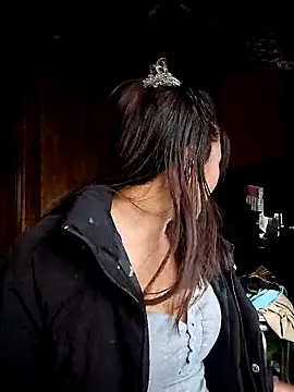 ALIENHR38 online show from 17, 12, 2025