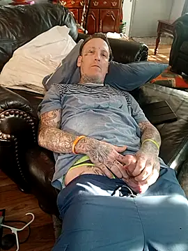 Snapshot of MRTATTWO chatting on 1, 10, 2025 MRTATTWO online show from 1, 10, 2025