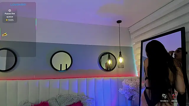 Mila Hank  online show from 6, 10, 2025