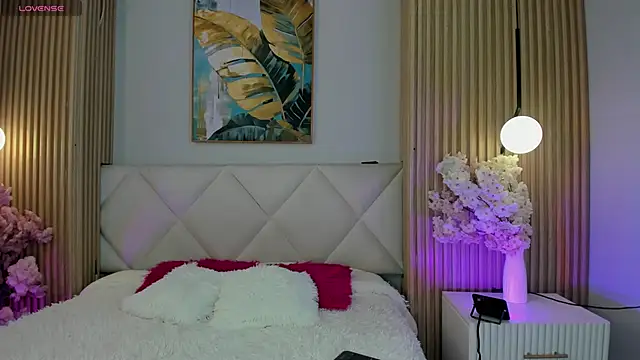 Mila Hank  online show from 25, 3, 2026