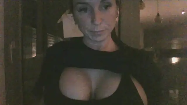 Justnani001 online show from 26, 9, 2025