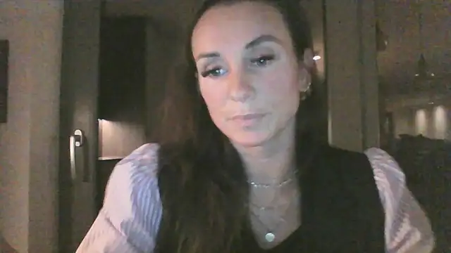 Justnani001 online show from 6, 10, 2025