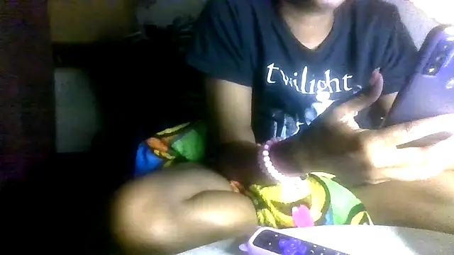 Snapshot of prettymaa chatting on 21, 11, 2025 prettymaa online show from 21, 11, 2025