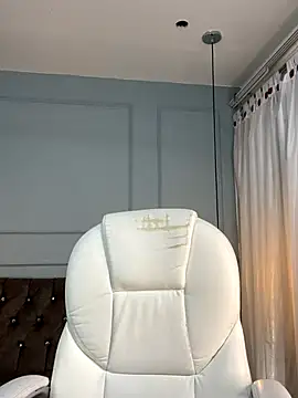 Valery kitty18 online show from 3, 12, 2025