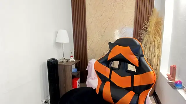 Thais kim online show from 6, 3, 2026