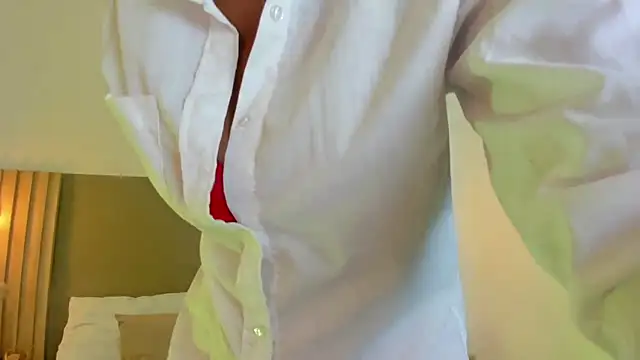 Snapshot of coral15_ chatting on 25, 11, 2025 coral15 online show from 25, 11, 2025