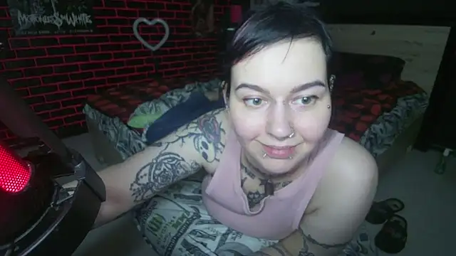 Snapshot of MessalinaOfficial chatting on 14, 9, 2025 MessalinaOfficial online show from 14, 9, 2025