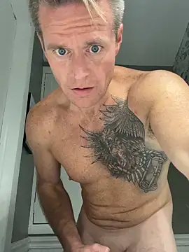 DILFiGuess11 online show from 9, 9, 2025