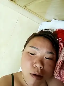 may-squirl online show from 2, 12, 2025