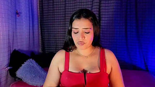 Kayleemorales online show from 25, 10, 2025