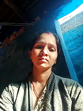 Snapshot of Jooli_xx chatting on 5, 11, 2025 Jooli xx online show from 5, 11, 2025