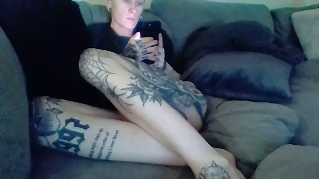 Snapshot of liltiddygoffwaifu chatting on 29, 11, 2025 liltiddygoffwaifu online show from 29, 11, 2025
