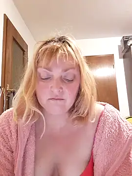 LiluLiluLilu online show from 18, 10, 2025