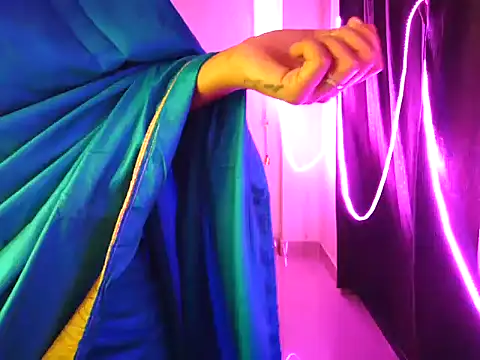 Snapshot of Leena88 chatting on 15, 6, 2026 Leena88 online show from 15, 6, 2026