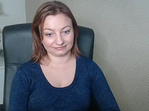 Snapshot of angelaSamt chatting on 11, 10, 2025 angelaSamt online show from 11, 10, 2025