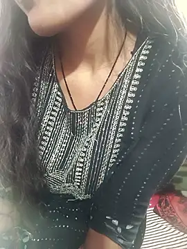 posewith online show from 8, 2, 2026