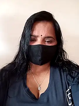 Snapshot of Alina-khan chatting on 28, 10, 2025 Alina-khan online show from 28, 10, 2025