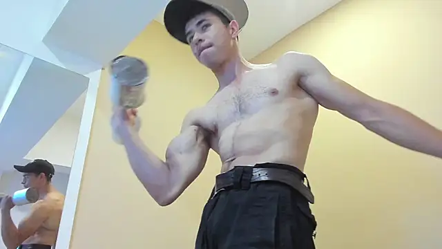 Snapshot of Muscle_Scott chatting on 1, 10, 2025 Muscle Scott online show from 1, 10, 2025