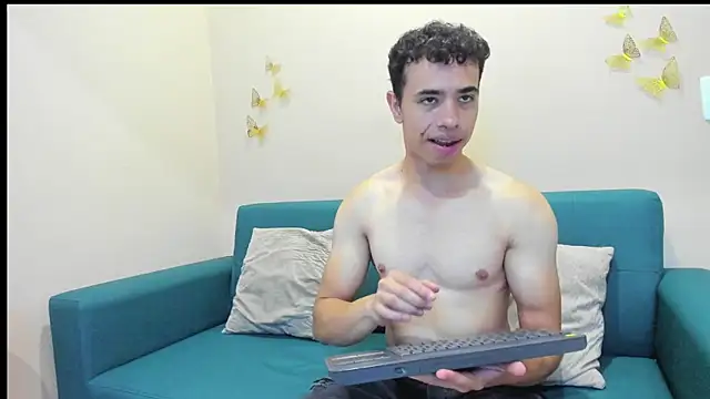 Snapshot of Muscle_Scott chatting on 2, 10, 2025 Muscle Scott online show from 2, 10, 2025