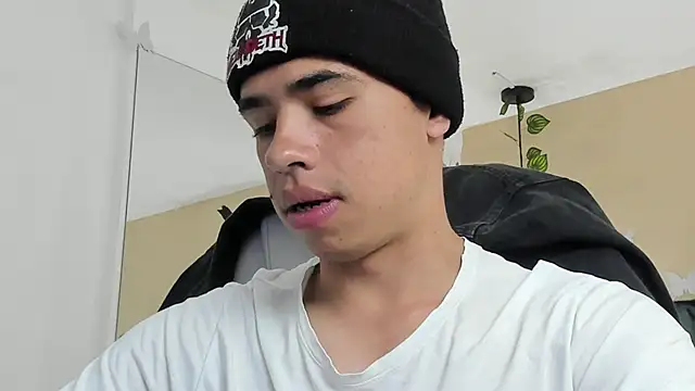 Snapshot of Muscle_Scott chatting on 6, 10, 2025 Muscle Scott online show from 6, 10, 2025