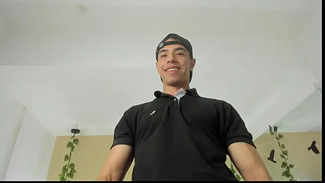 Snapshot of Muscle_Scott chatting on 27, 10, 2025 Muscle Scott online show from 27, 10, 2025