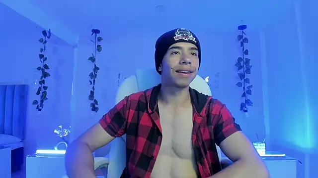 Snapshot of Muscle_Scott chatting on 1, 11, 2025 Muscle Scott online show from 1, 11, 2025