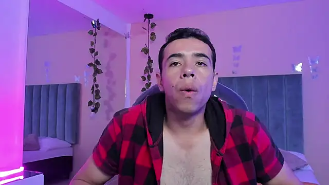 Snapshot of Muscle_Scott chatting on 23, 11, 2025 Muscle Scott online show from 23, 11, 2025