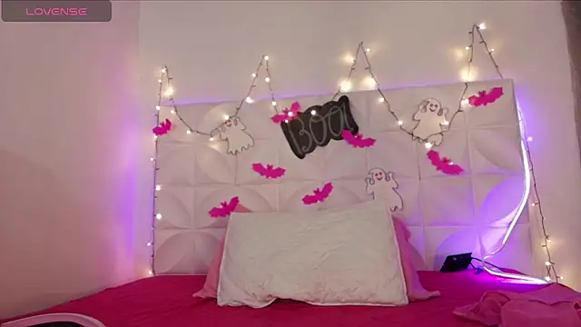 Snapshot of Abril1_gh chatting on 9, 10, 2025 Abril1 gh online show from 9, 10, 2025