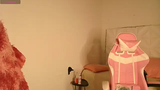 Snapshot of Abril1_gh chatting on 1, 12, 2025 Abril1 gh online show from 1, 12, 2025