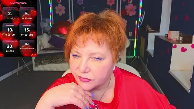 Kira Kenett online show from 25, 2, 2026