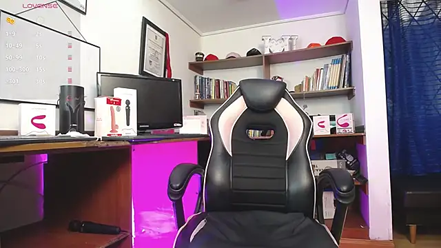 GretaVoss  online show from 27, 11, 2025