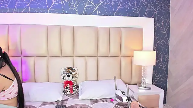 Snapshot of HatsaJones chatting on 28, 2, 2026 HatsaJones online show from 28, 2, 2026