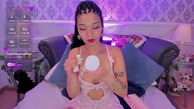 DaniCollinn  online show from 17, 3, 2026