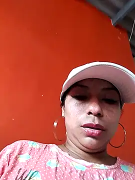 Snapshot of AnggelicaSwan21 chatting on 9, 10, 2025 AnggelicaSwan21 online show from 9, 10, 2025