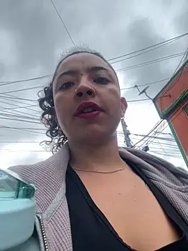 Snapshot of Paris_11 chatting on 18, 9, 2025 Paris 11 online show from 18, 9, 2025