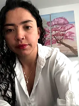 Snapshot of Paris_11 chatting on 21, 10, 2025 Paris 11 online show from 21, 10, 2025