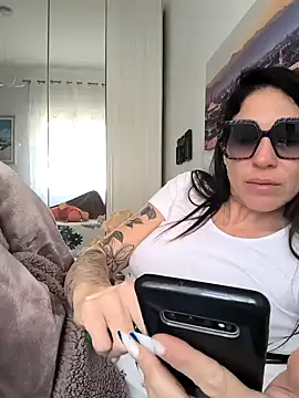 Snapshot of sexy7883 chatting on 1, 3, 2025 sexy7883 online show from 1, 3, 2025