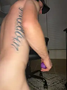 Badstepson33 online show from 9, 4, 2026