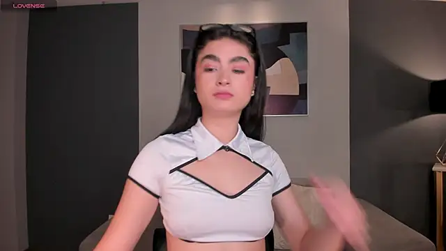 LucyWeiss  online show from 30, 11, 2025