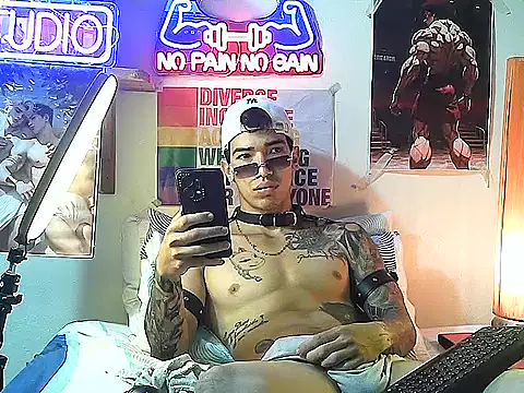 Strongcockfitness online show from 15, 9, 2025