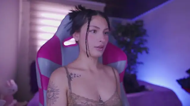 Snapshot of Rebecah_1 chatting on 2, 3, 2026 Rebecah 1 online show from 2, 3, 2026