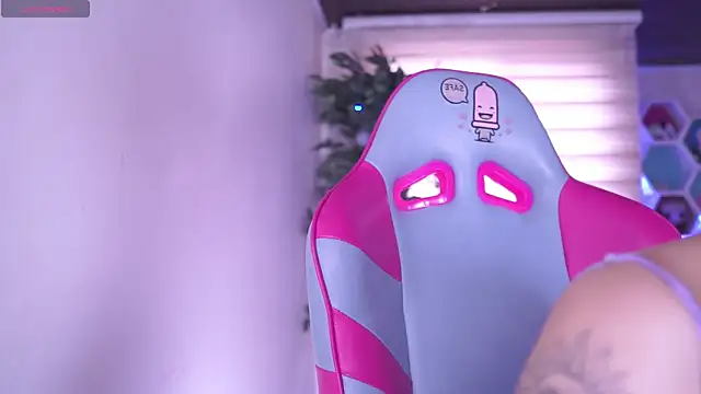 Rebecah 1 online show from 9, 4, 2026