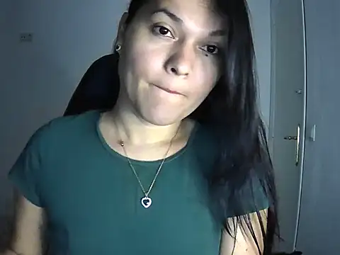 Snapshot of dulvolkova chatting on 17, 10, 2025 dulvolkova online show from 17, 10, 2025