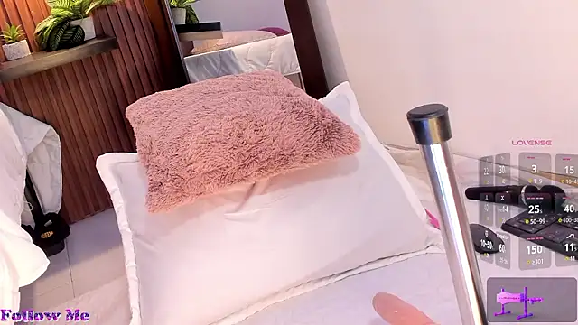 saraa romero online show from 3, 3, 2026