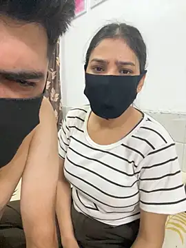 Sex Queen aaraya online show from 9, 6, 2026