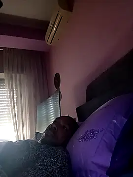 Snapshot of estrogeni chatting on 28, 3, 2026 estrogeni online show from 28, 3, 2026