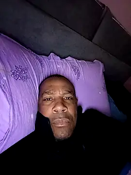 Snapshot of estrogeni chatting on 1, 4, 2026 estrogeni online show from 1, 4, 2026