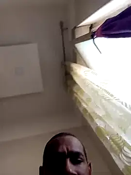 Snapshot of estrogeni chatting on 9, 4, 2026 estrogeni online show from 9, 4, 2026